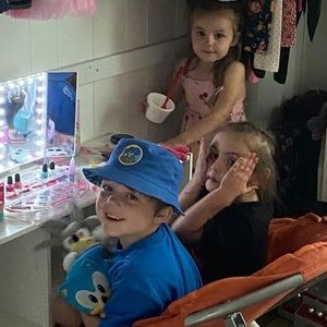 Meet your Posher, Todd